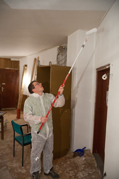 Datei:Backspace renovieren 03 01 2012 1.jpg