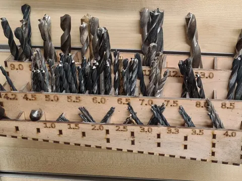 Wall Drill Box
